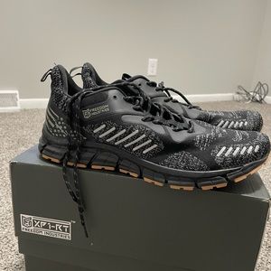 Freedom Shoes mens 13 - new